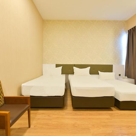 Townhouse Oak Hotel Holmes Johor Jaya Johor Bahru Kültér fotó